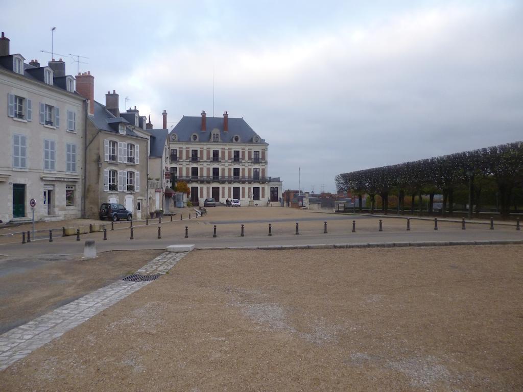 Le Logis De L'Hermine Блуа Экстерьер фото